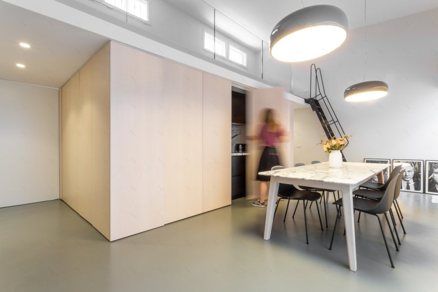 历史别墅中的极简空间——Fabrizio Fasolino 平层设计-0