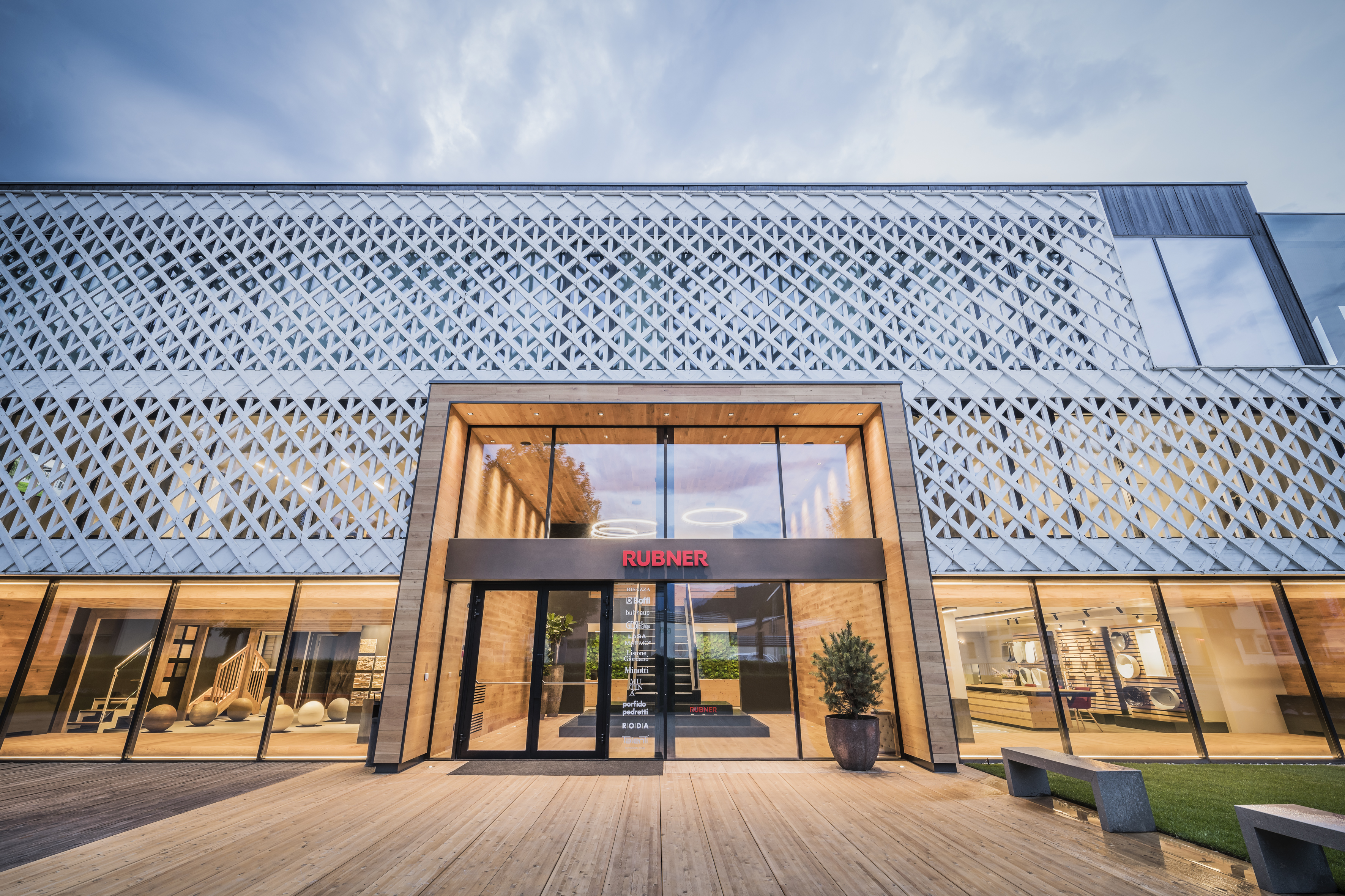 鲁布纳精品屋-14