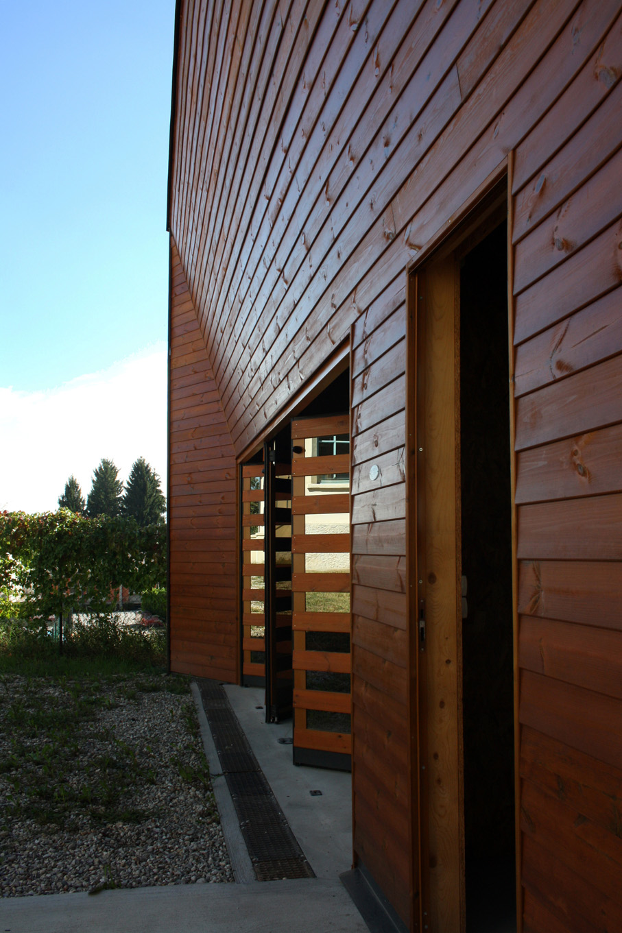 Cuneo CAI 单层建筑室内设计-10