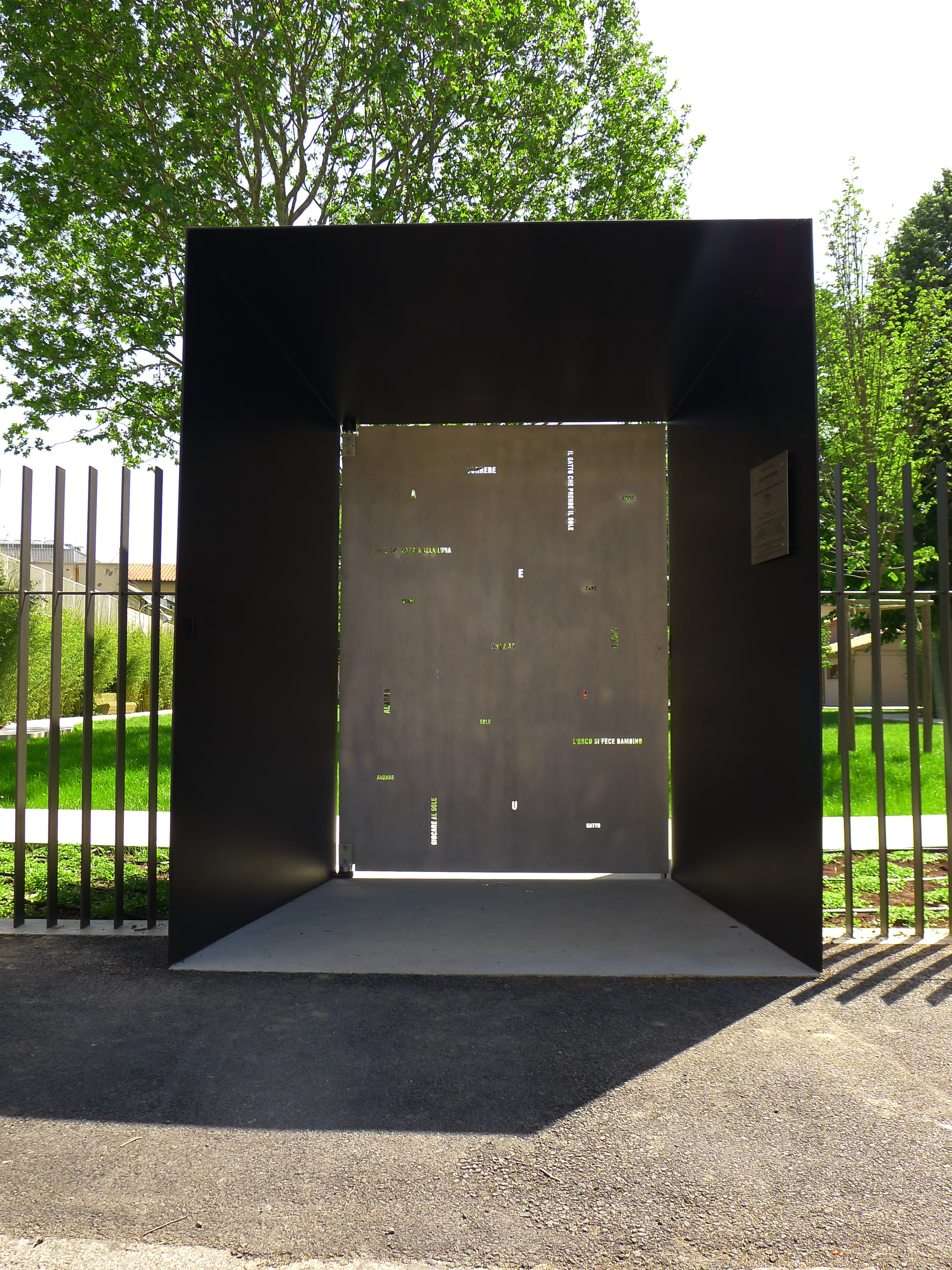 绿意重生 · 意大利 Pistoia 市中心的空中花园-17