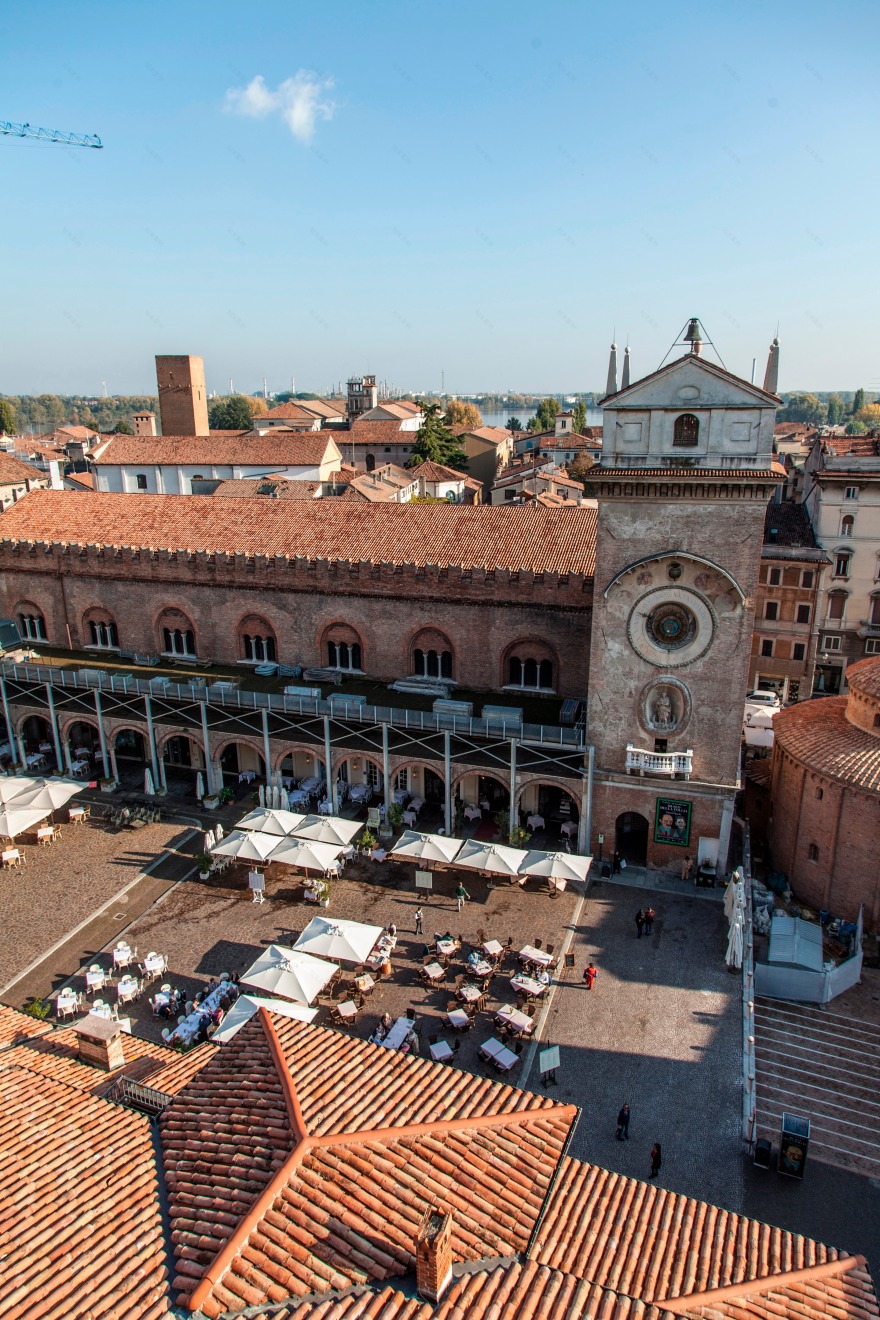 曼图亚圣安德烈教堂-3