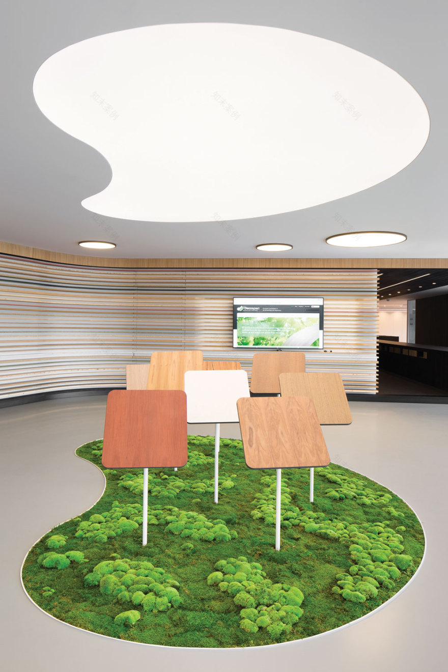 悬浮工业风总部大楼,展现现代办公空间魅力-15