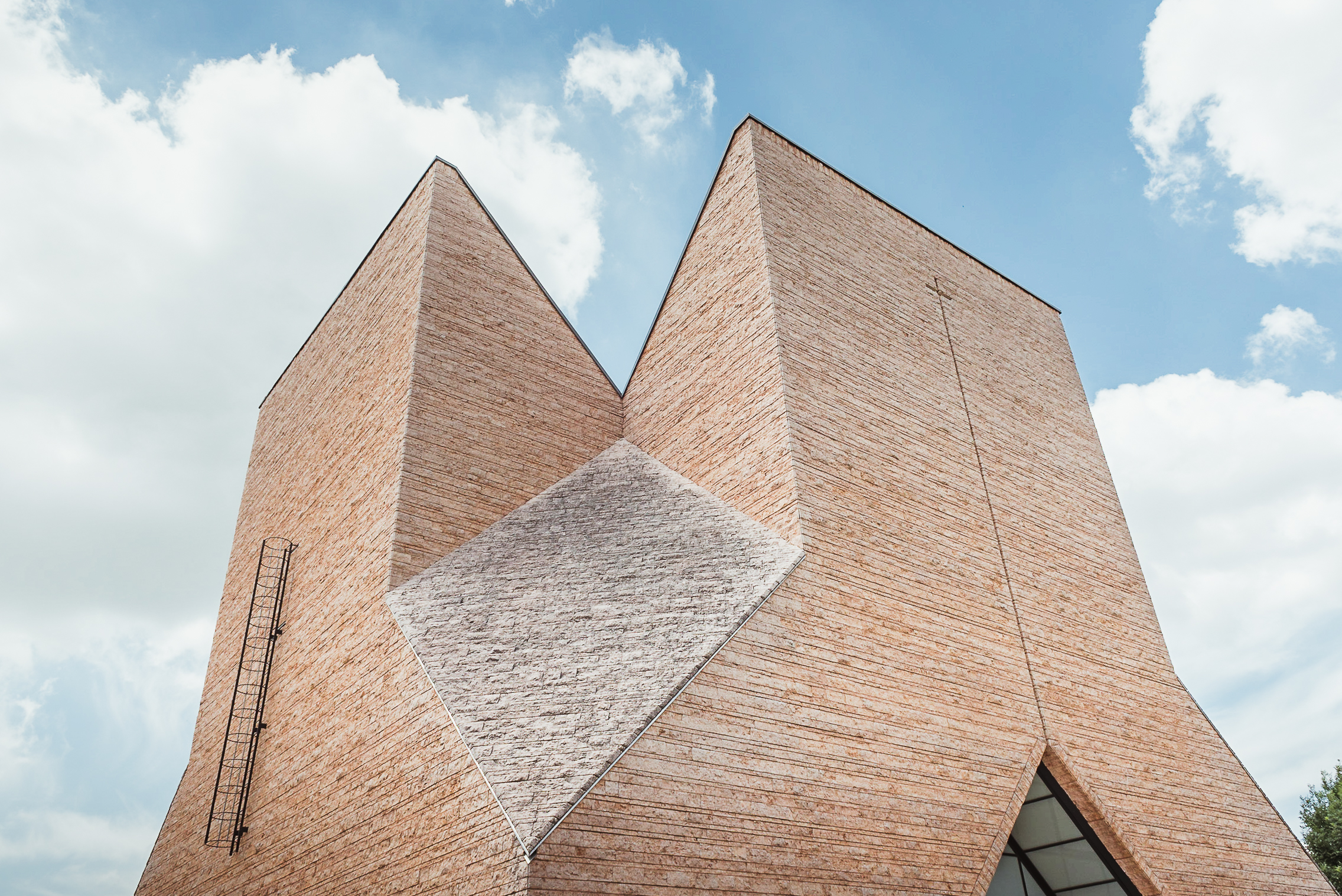 Centro Pastorale Papa Giovanni XXIII - Mario Botta-21