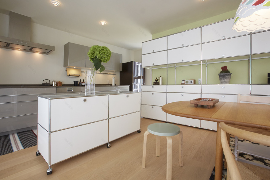 日本 Morioka 别墅现代室内设计,USM 模块化家具打造宽敞生活空间-4