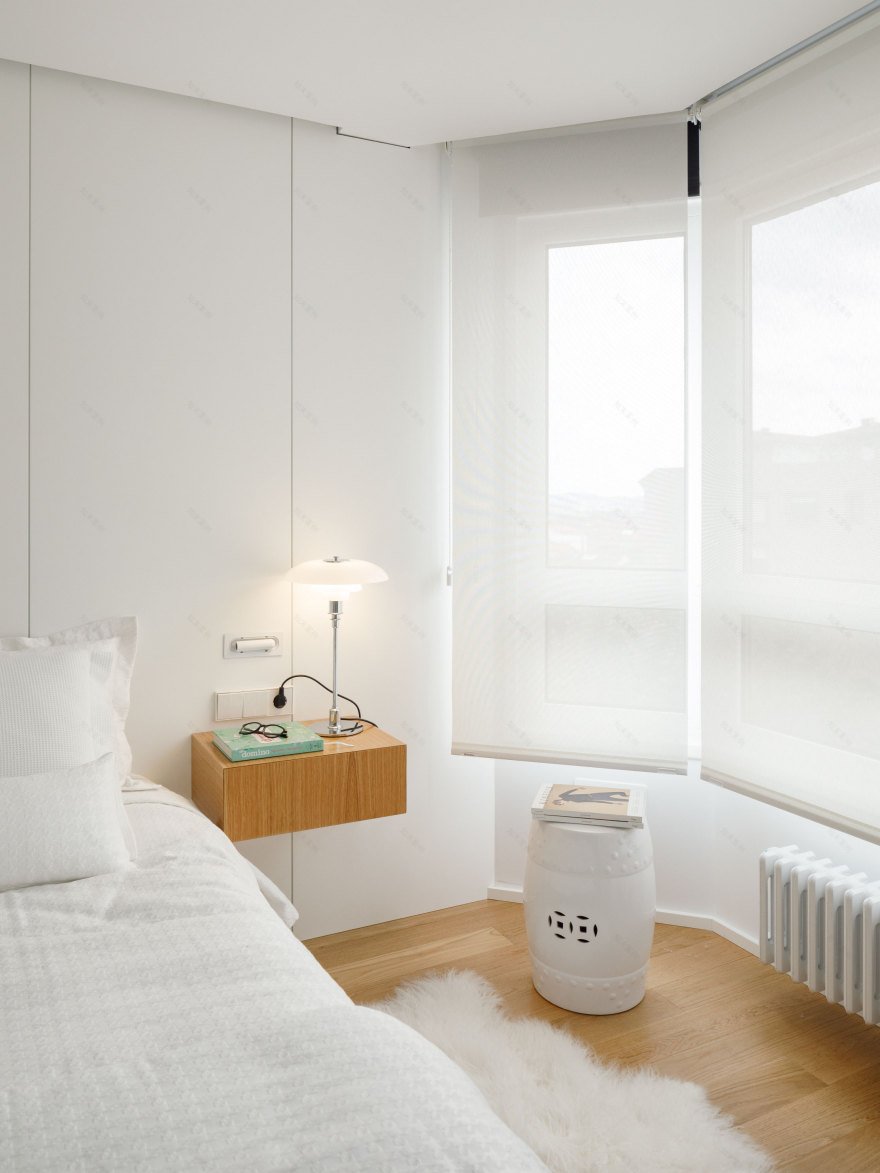 颠覆 70 年代旧公寓,打造明亮宜居空间-12