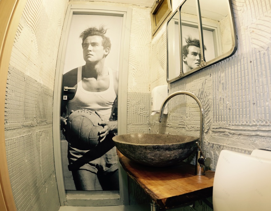 融合风格的弗留利酒馆设计-13