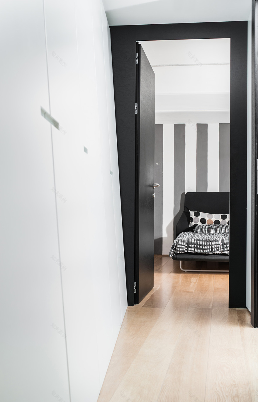 浪漫古堡中的私人住宅室内设计-6