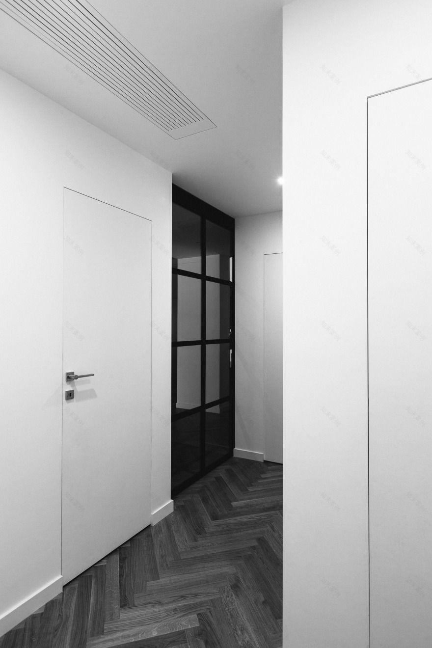 翻新 70 年代公寓,明亮共享空间成亮点-14