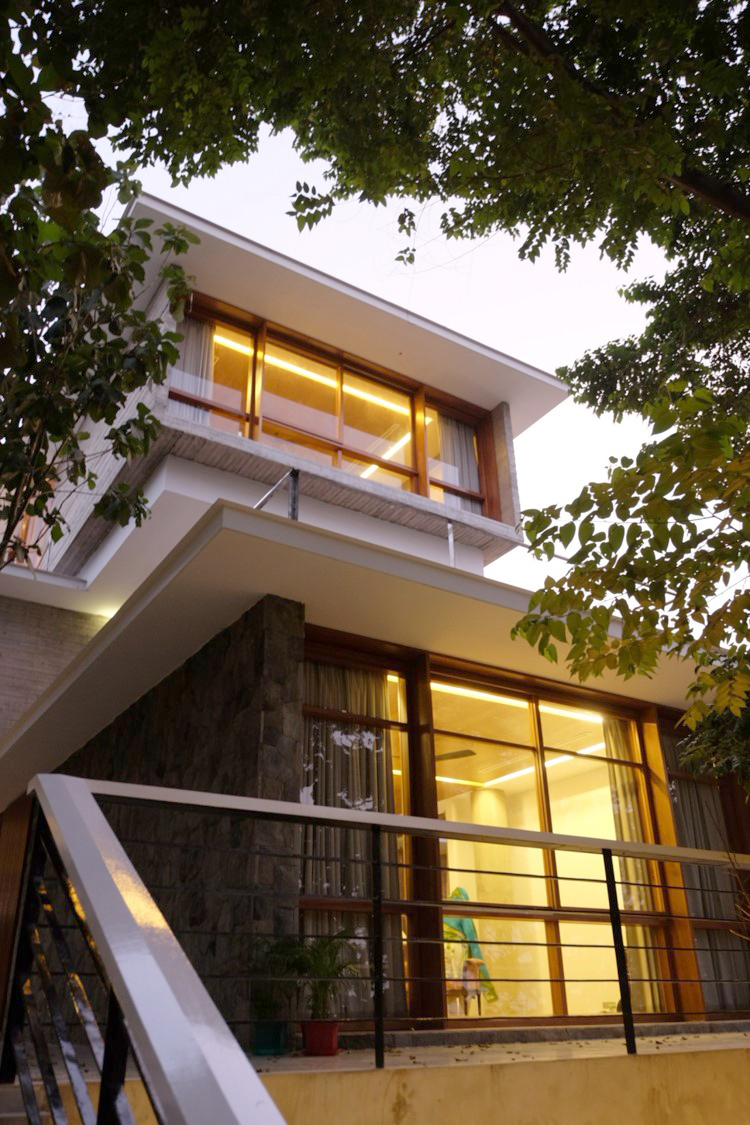 新加坡 Bedmar & Shi 联手打造,Khan 住宅的室内设计之美-0