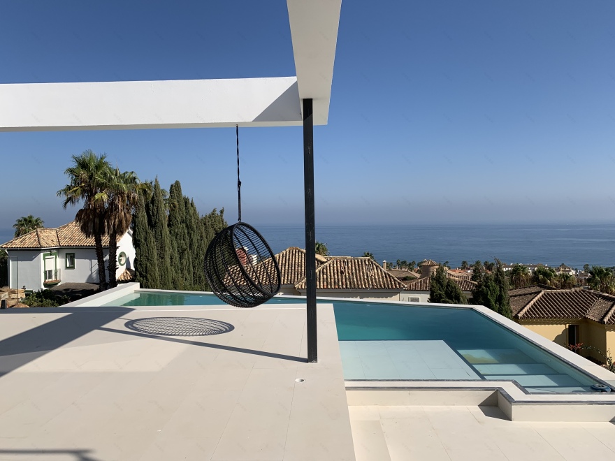 地中海风情别墅设计,尽享海景与私密空间-7