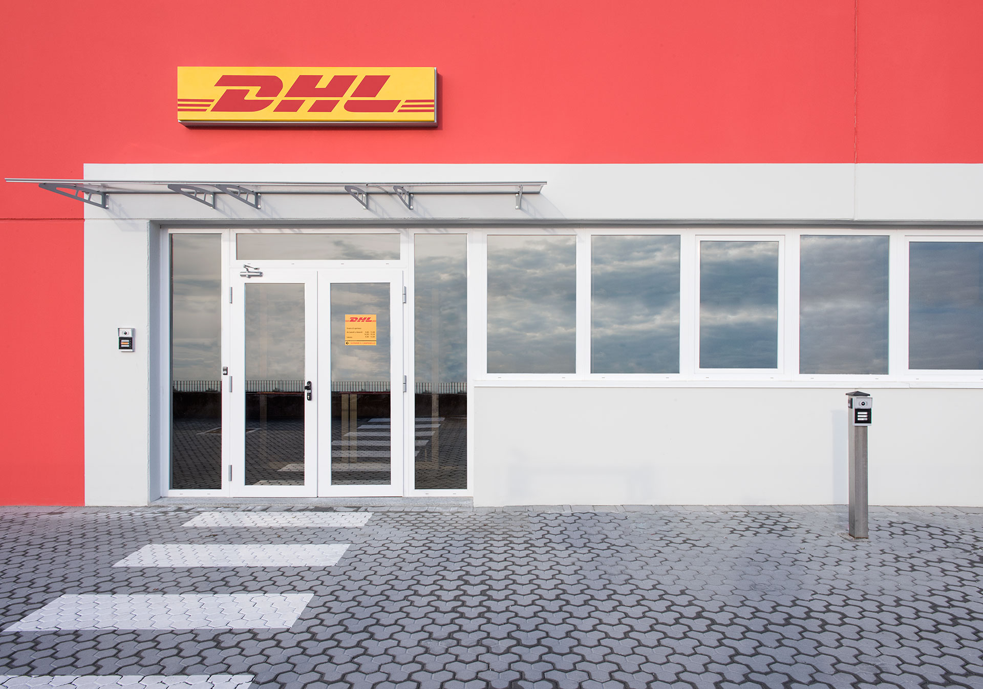 DHL Store - Brescia-2