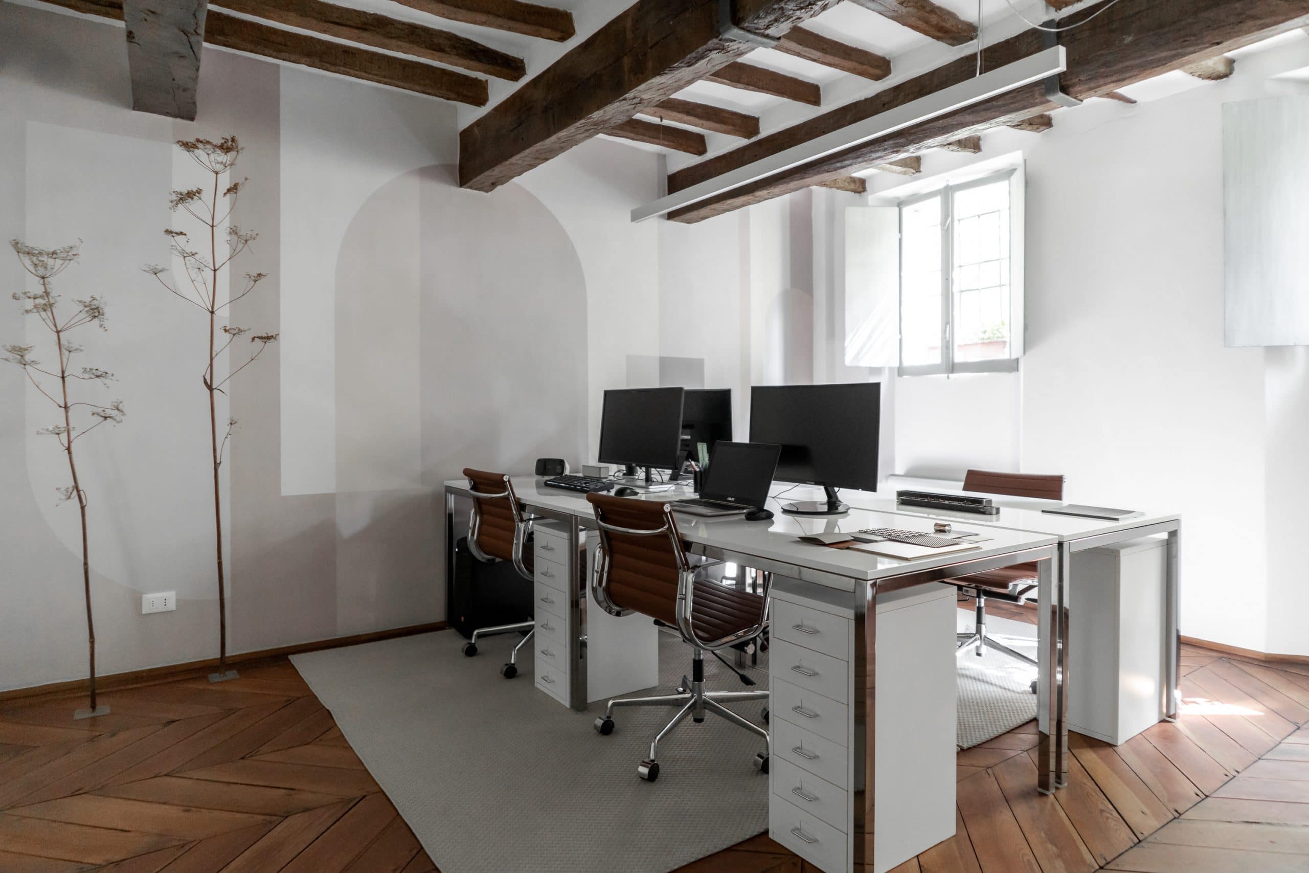 意大利古城中的创意工作室-3