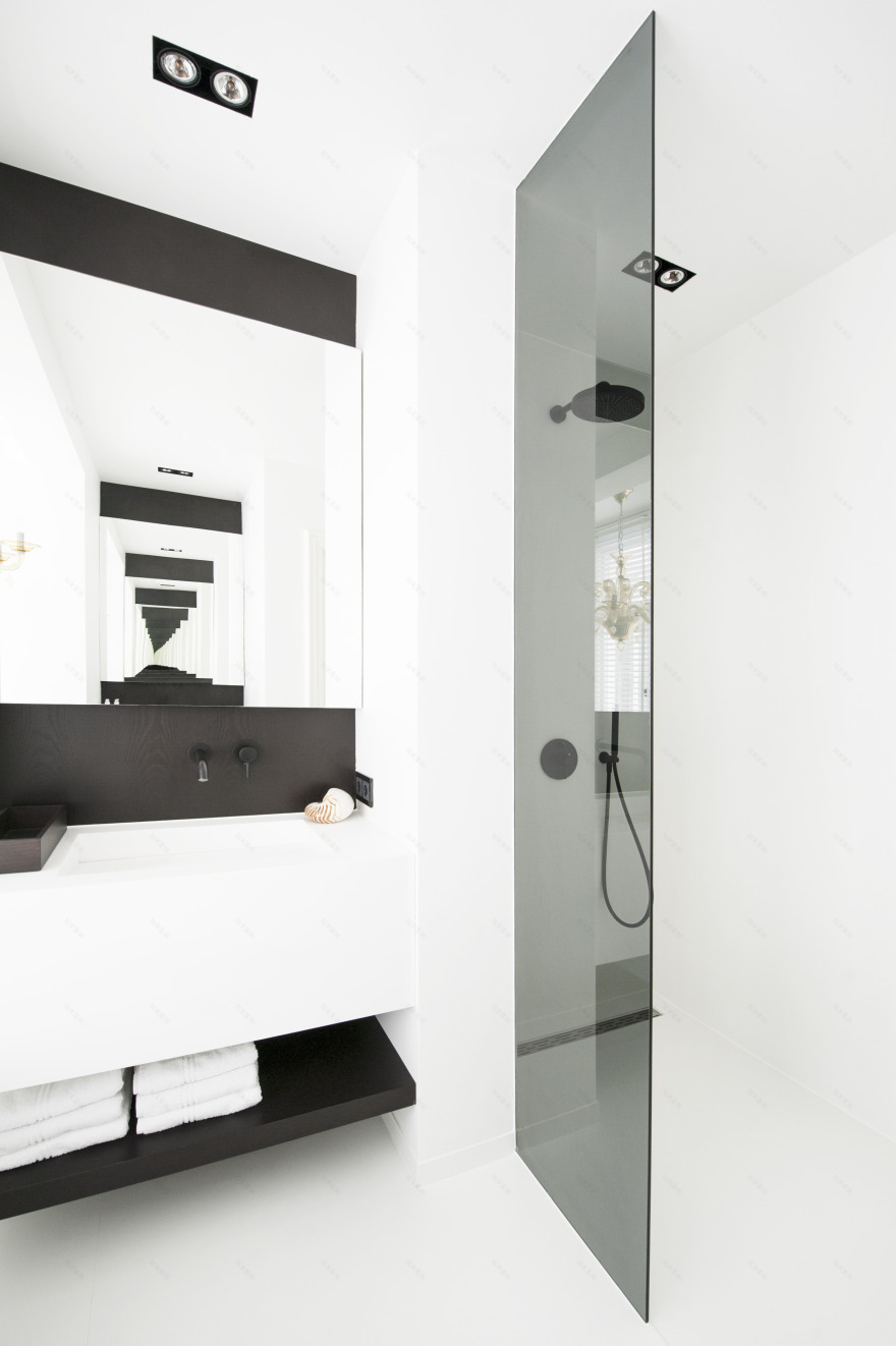 阿姆斯特丹运河家庭住宅——全球旅行灵感融入设计-30