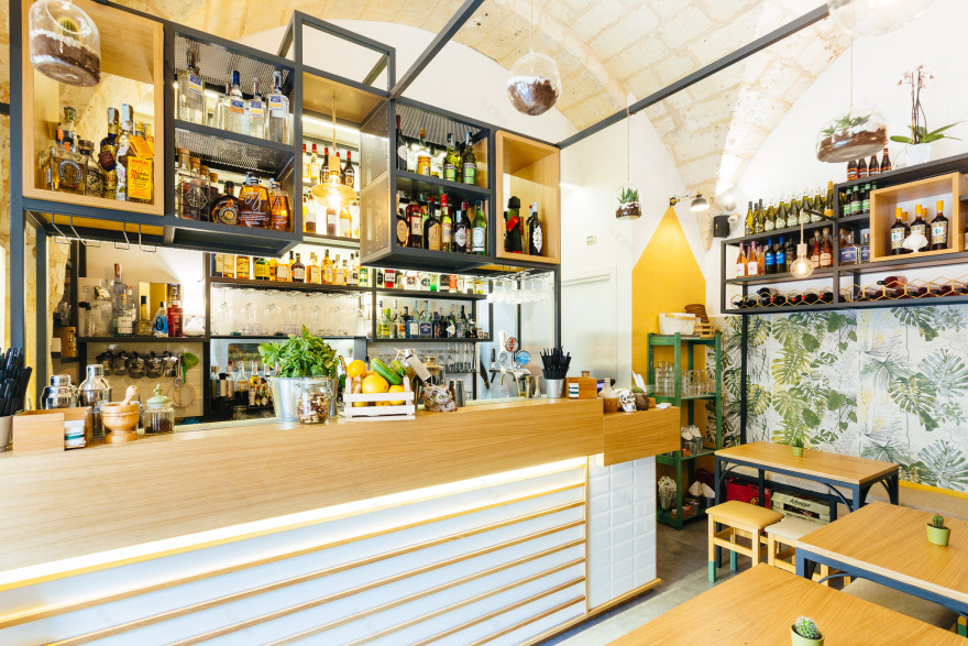 融合传统与现代的普利亚风情小酒馆-2