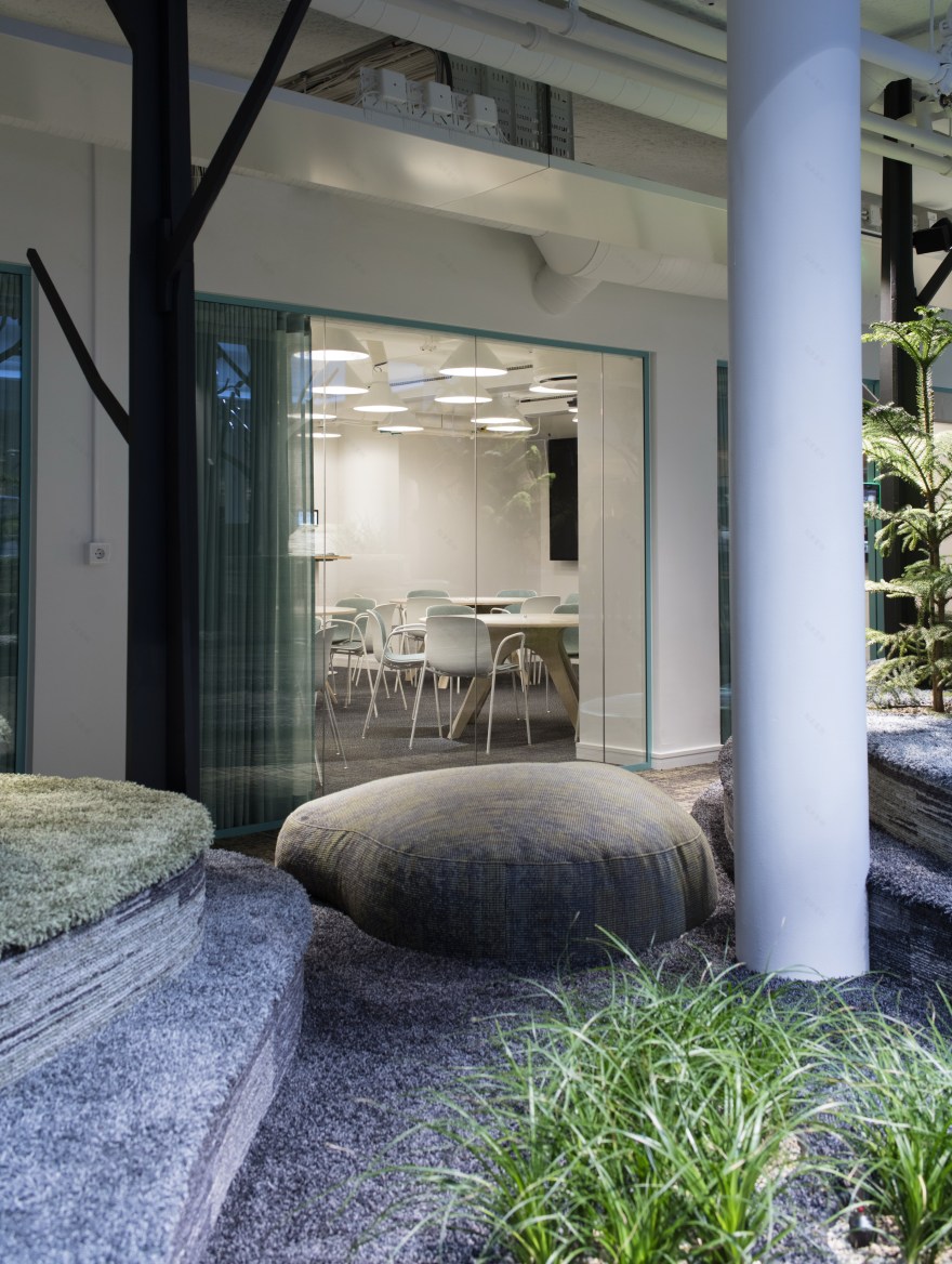 瑞典森林中的游戏王国 | King 办公室设计-20