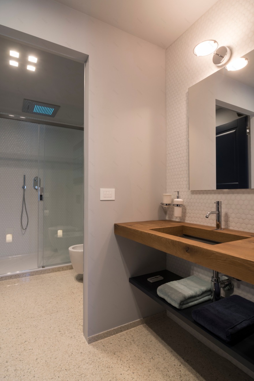 旧公寓改造丨意大利米兰-3