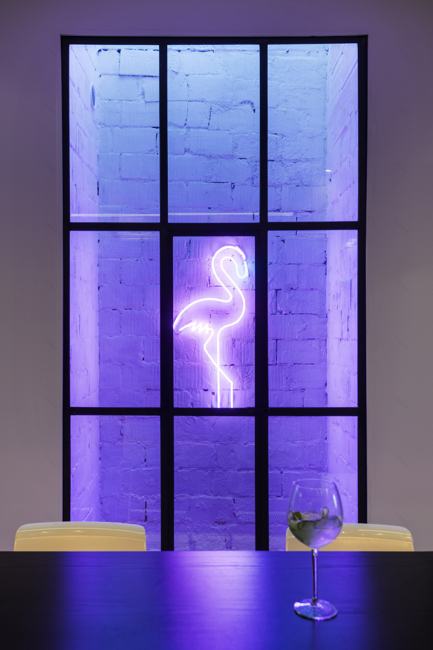 隐秘的欢乐天堂 | Adam 的现代工业风公寓-11