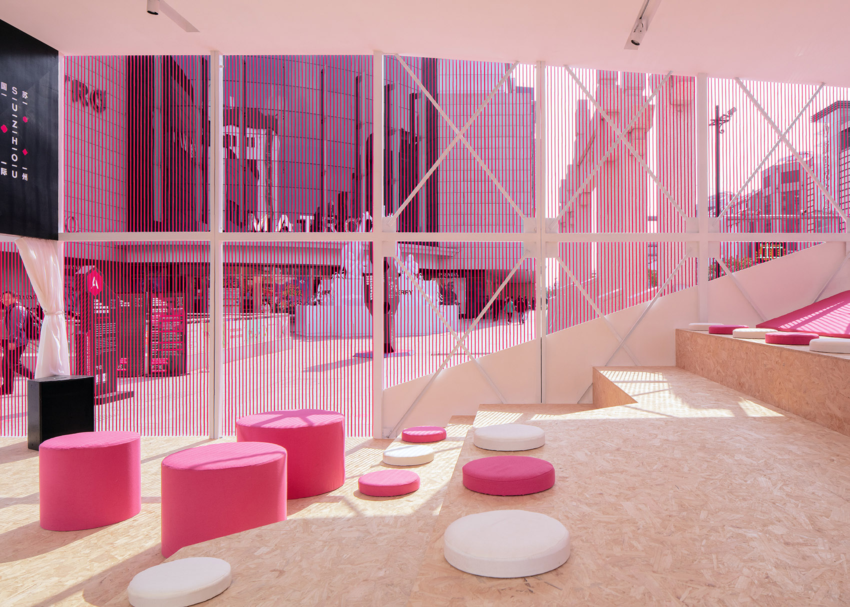 “聚·隔” &   2020苏州国际设计周展亭/通过不同的视角去体验城市空间-40