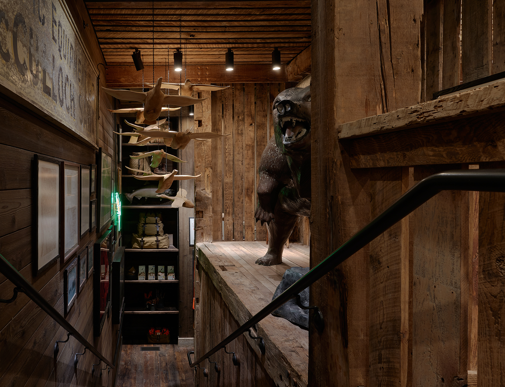 Filson 纽约旗舰店丨美国曼哈顿丨Heliotrope Architects-22