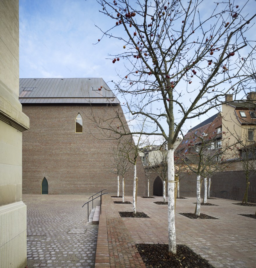 昂特林登博物馆 E·张力-1