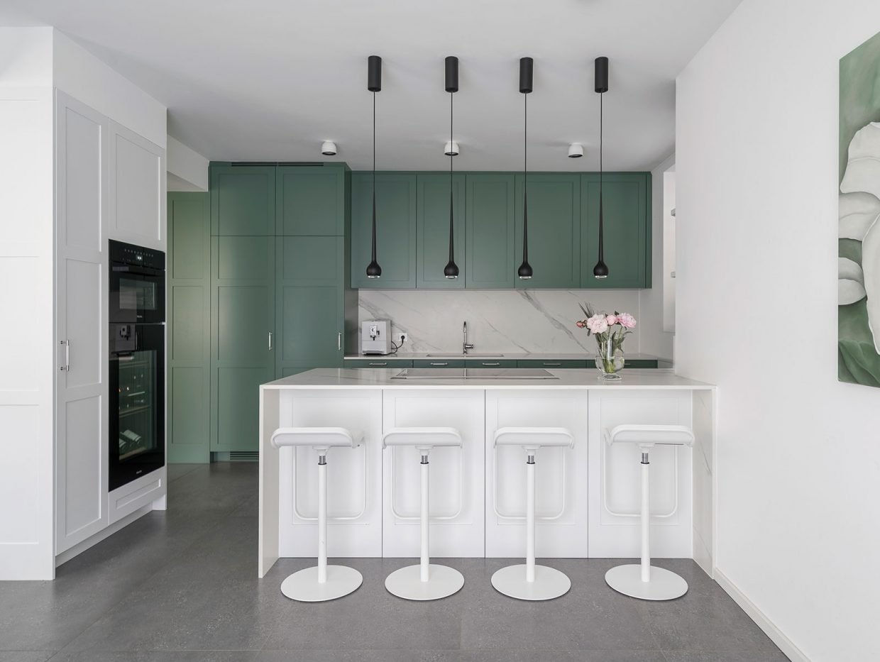 Atelier M+简约别墅翻新，古今融合打造雅致居所-3