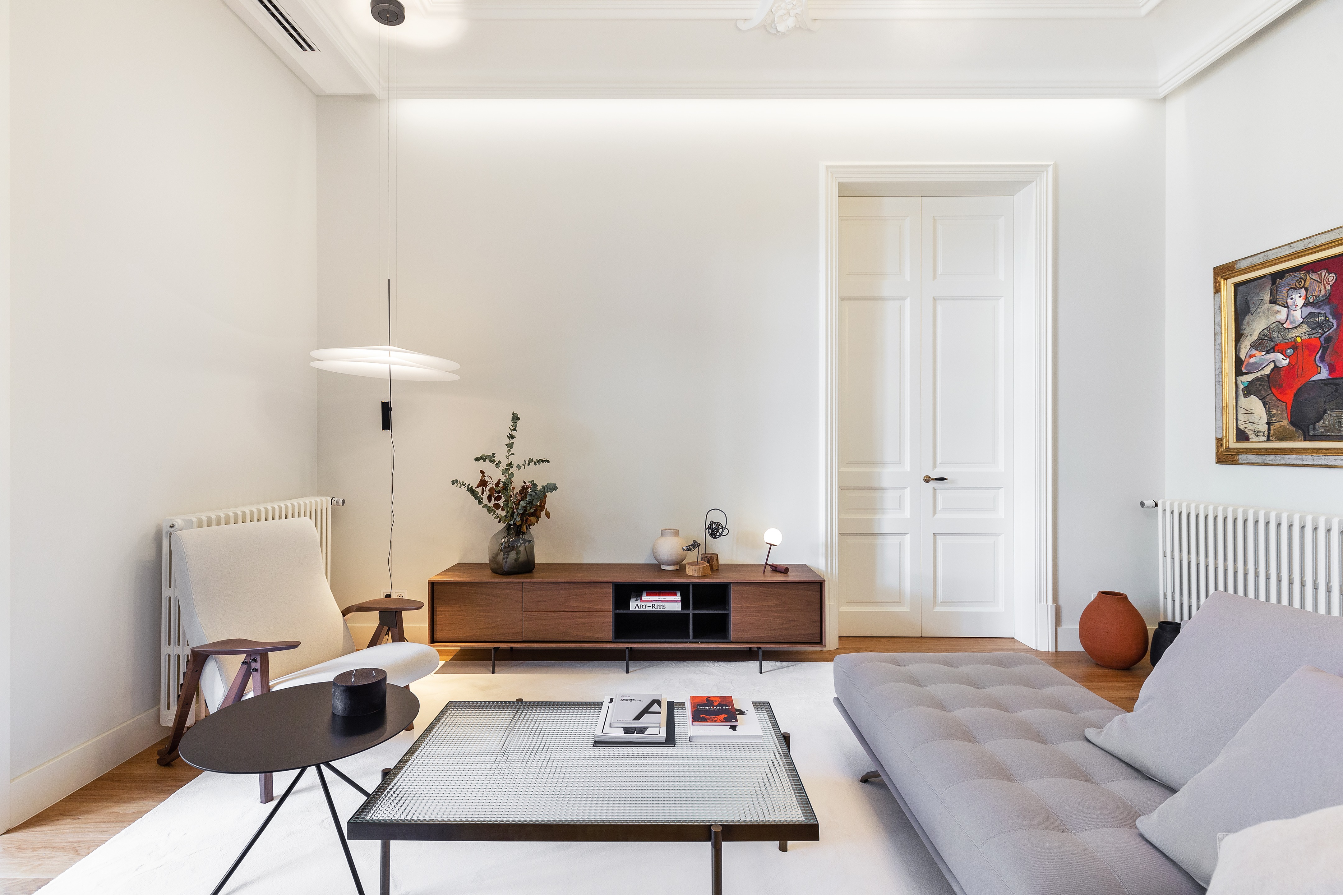 巴塞罗那现代主义建筑中的优雅家居-7