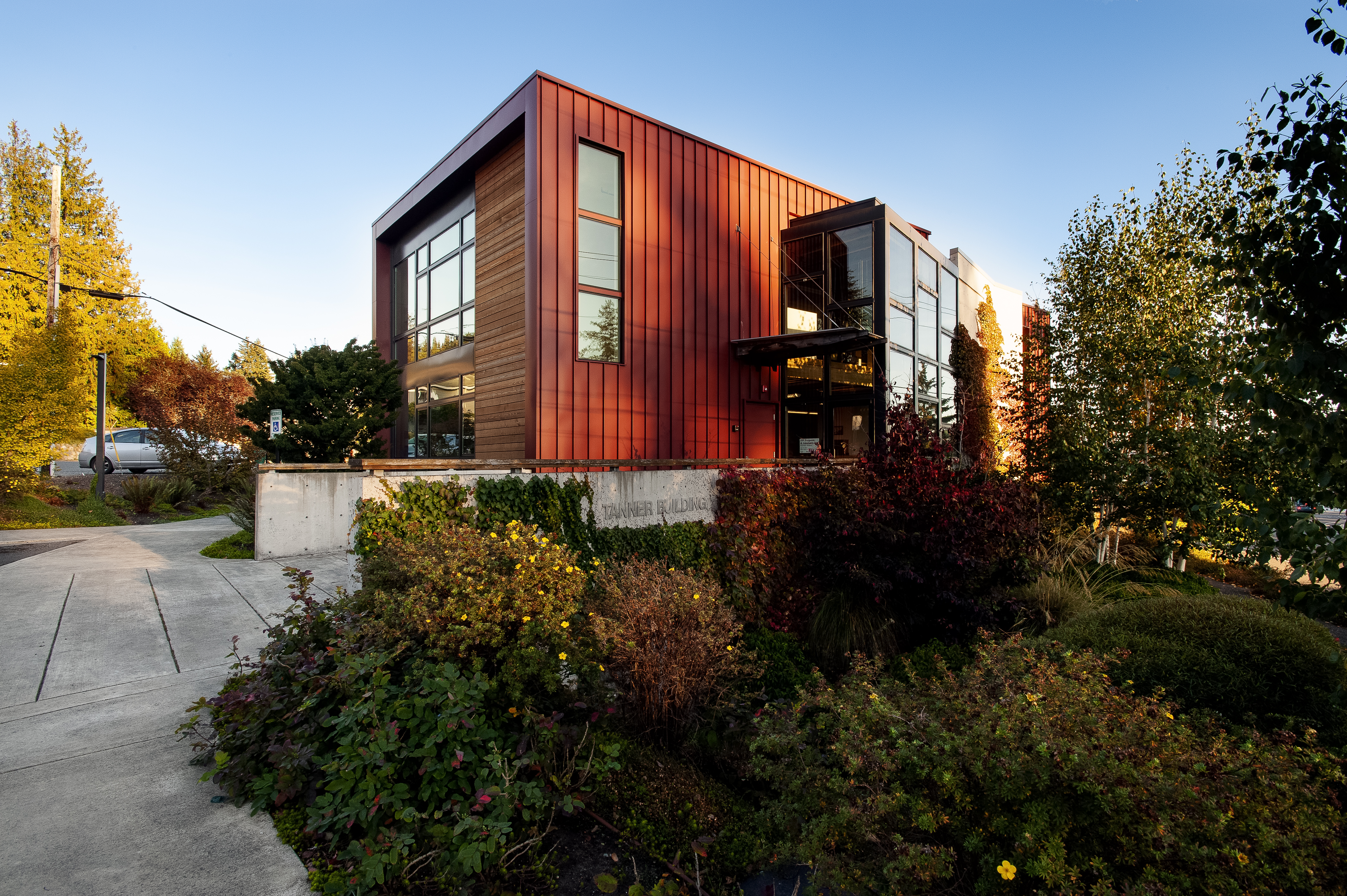 Seattle 地标建筑——自然光线与环保设计的完美融合-1