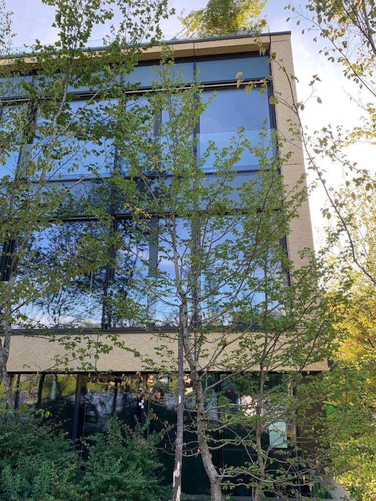 黄石矩阵的超高性能混凝土立面设计-1