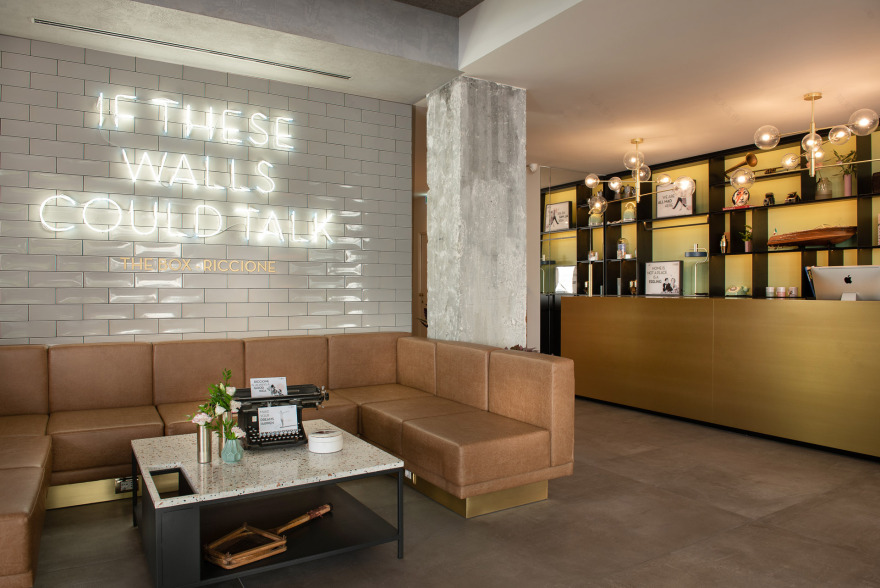 意大利海滨酒店“The Box”以简约哲学打造舒适空间-6