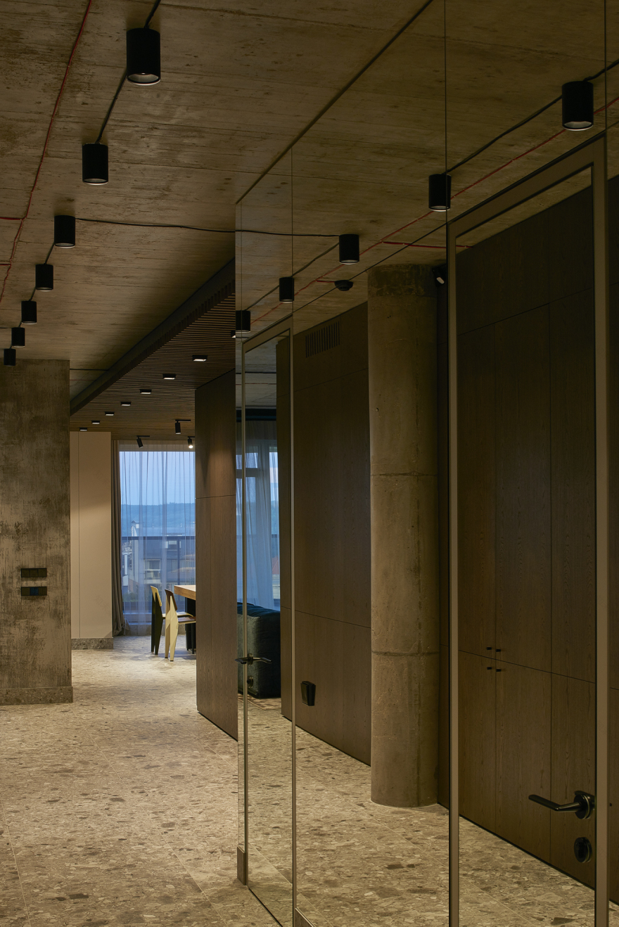 山丘之上的温馨家园-10