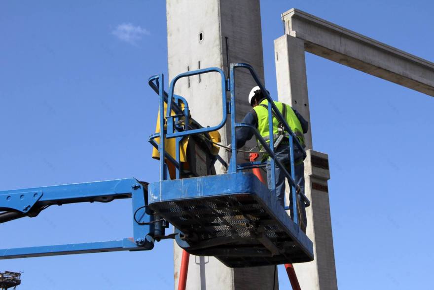 意大利钢铁工厂的现代化改造-66