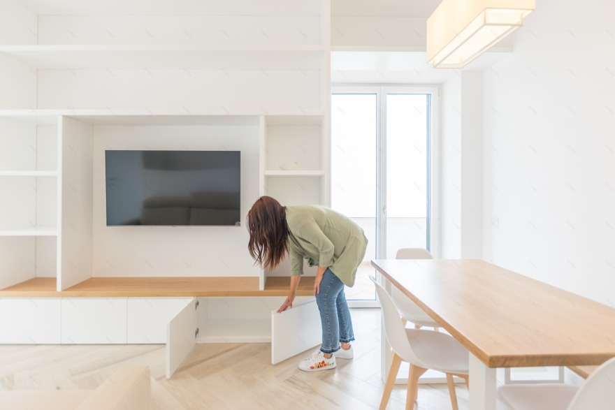 简约暖调的海湾美景丨意大利-11