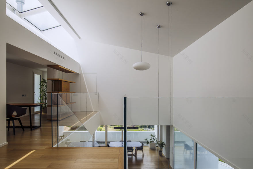 意大利 Sila 山区的生态住宅设计-43