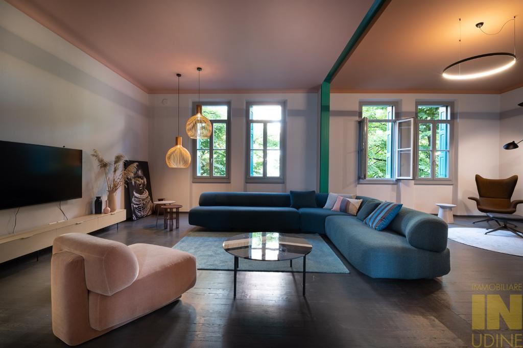 意大利乌迪内历史中心住宅改造，保守与现代的完美融合-16