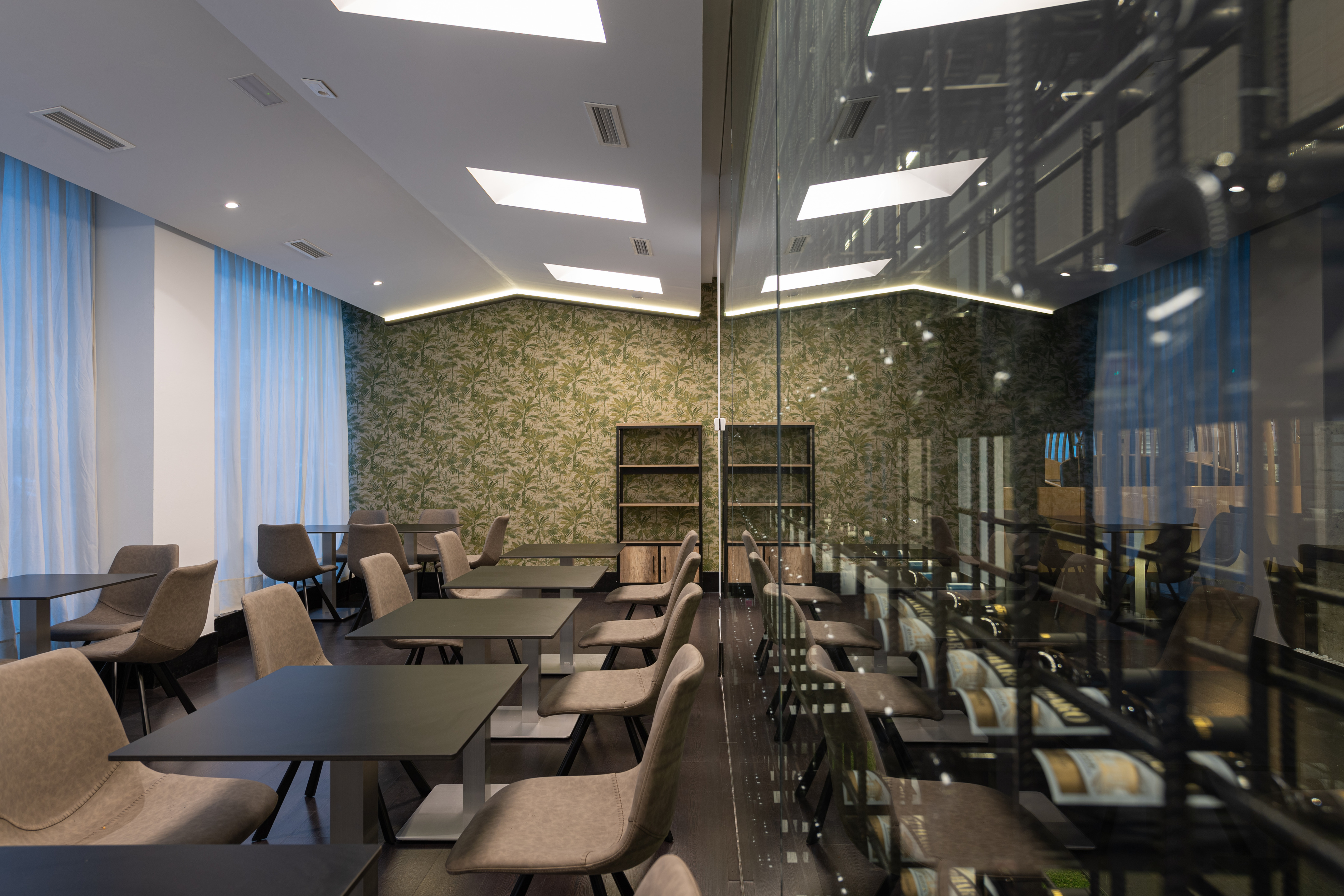 韩式餐厅"Mandu Muelle"打造温馨空间-13