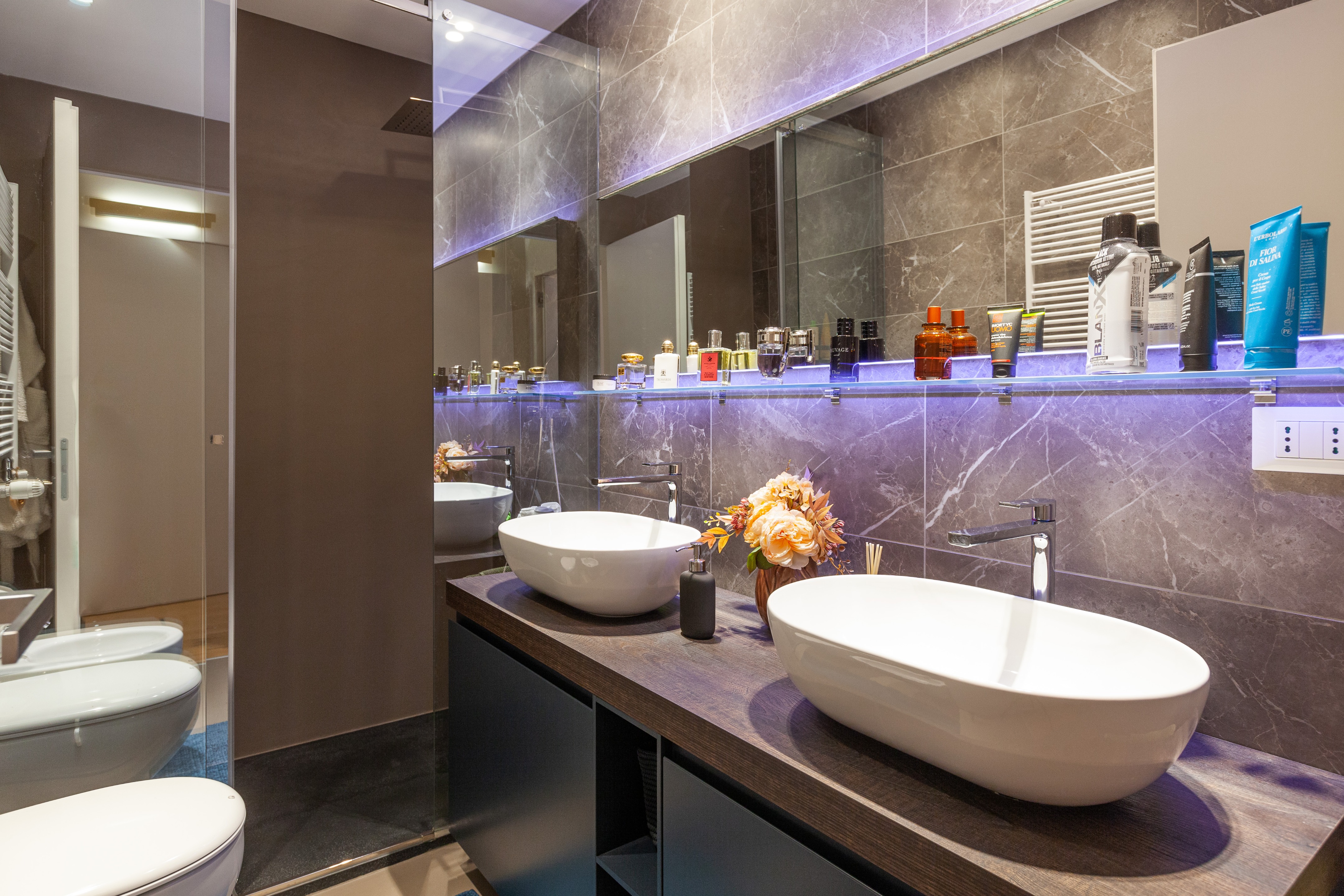 米兰中央车站公寓绿色垂直墙面设计丨意大利米兰丨CLM Design & Contract-22