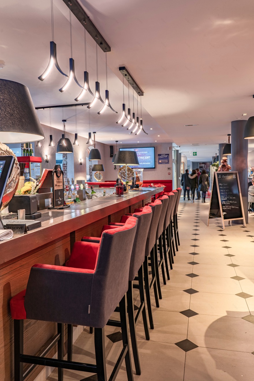 Van der Valk 酒店 Stream Collection 灯光设计-0