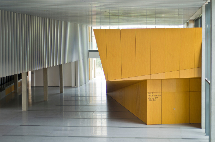 米科瓦伊茨大学历史系教学楼-4