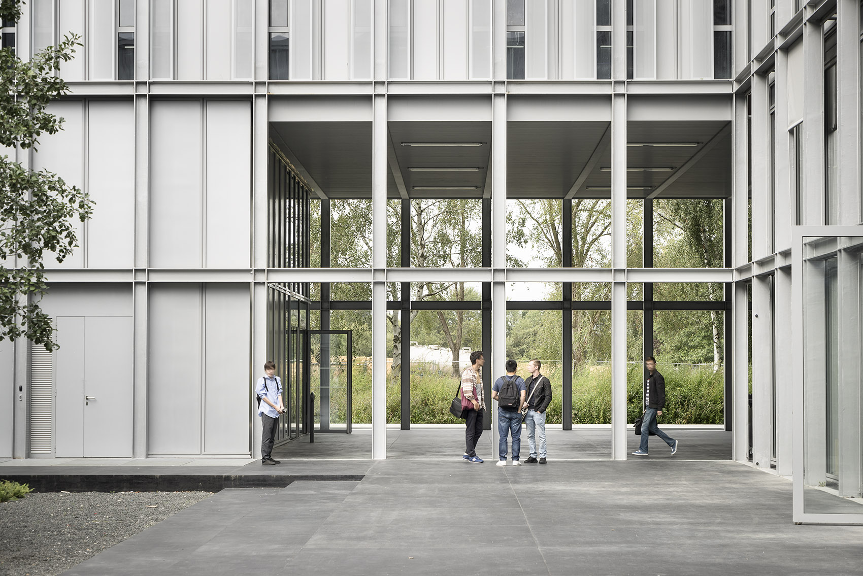 ENSAE学院巴黎萨克雷校区，法国/轻盈的钢结构带来开放、友好而宁静的氛围-16
