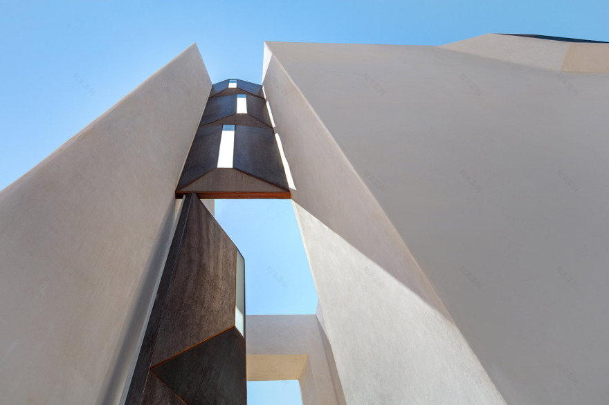 Casa Schneider · 沙漠光影间的现代家庭住宅丨美国图森丨Ibarra Rosano Design Architects-23