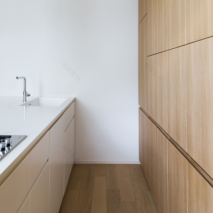 Bari 老屋翻新,打造现代生活空间-7