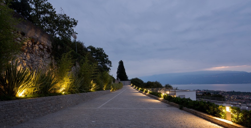 意式湖畔别墅,诠释自然与现代共生设计-63