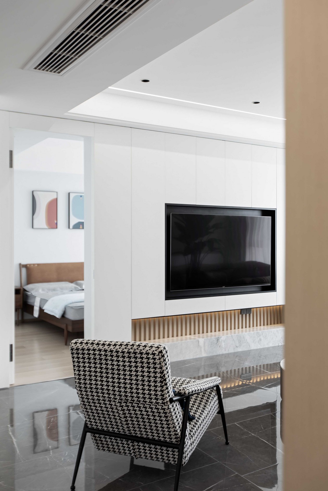 新湖海德公园现代简约家居设计，160㎡三室两厅的温馨空间-12