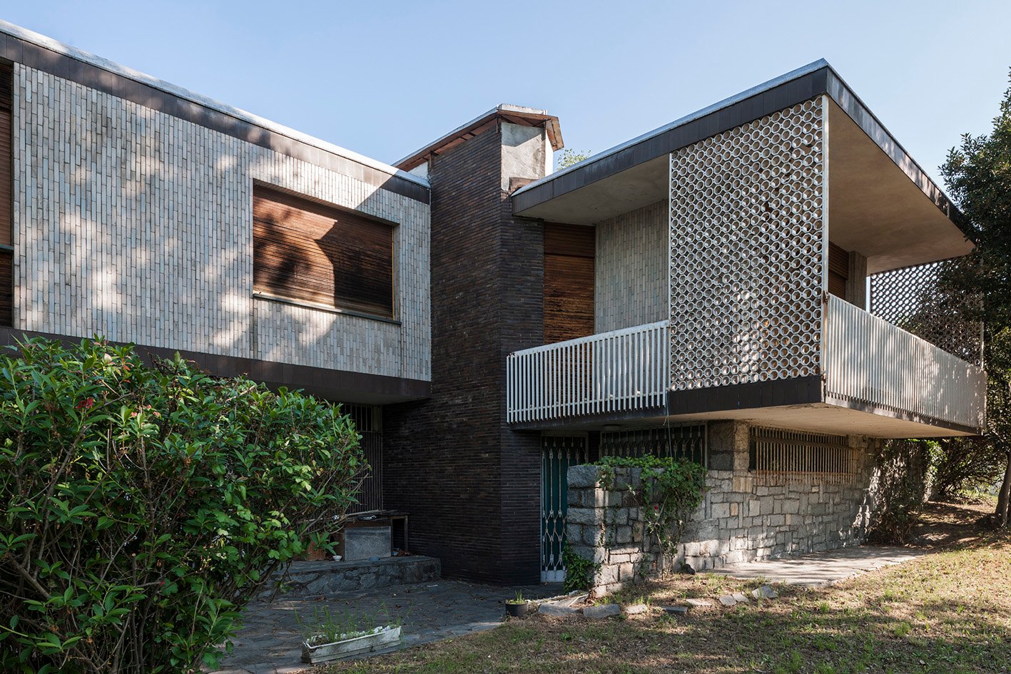 Olivetti 员工住宅·Tarpino 的 Villa Rossi 别墅设计-0