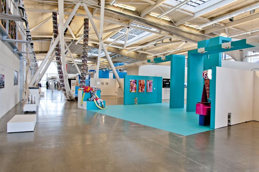 加州艺术学院多彩展厅-10