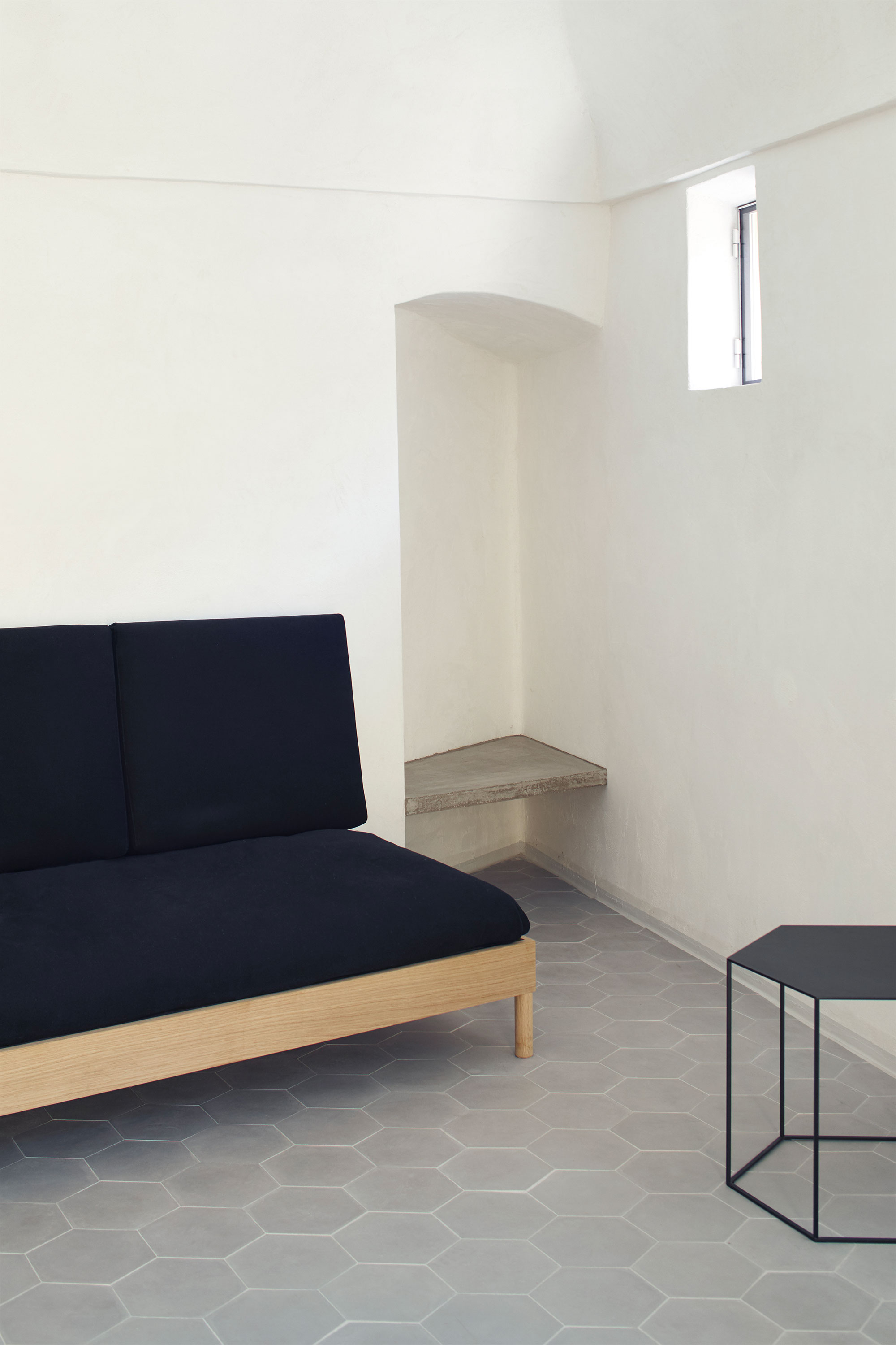 精简空间,原始之美——Brambilla Orsoni Associati 的 Casa Alda 别墅设计-10