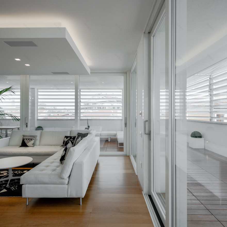 现代顶层公寓,打造无缝室内外空间-8