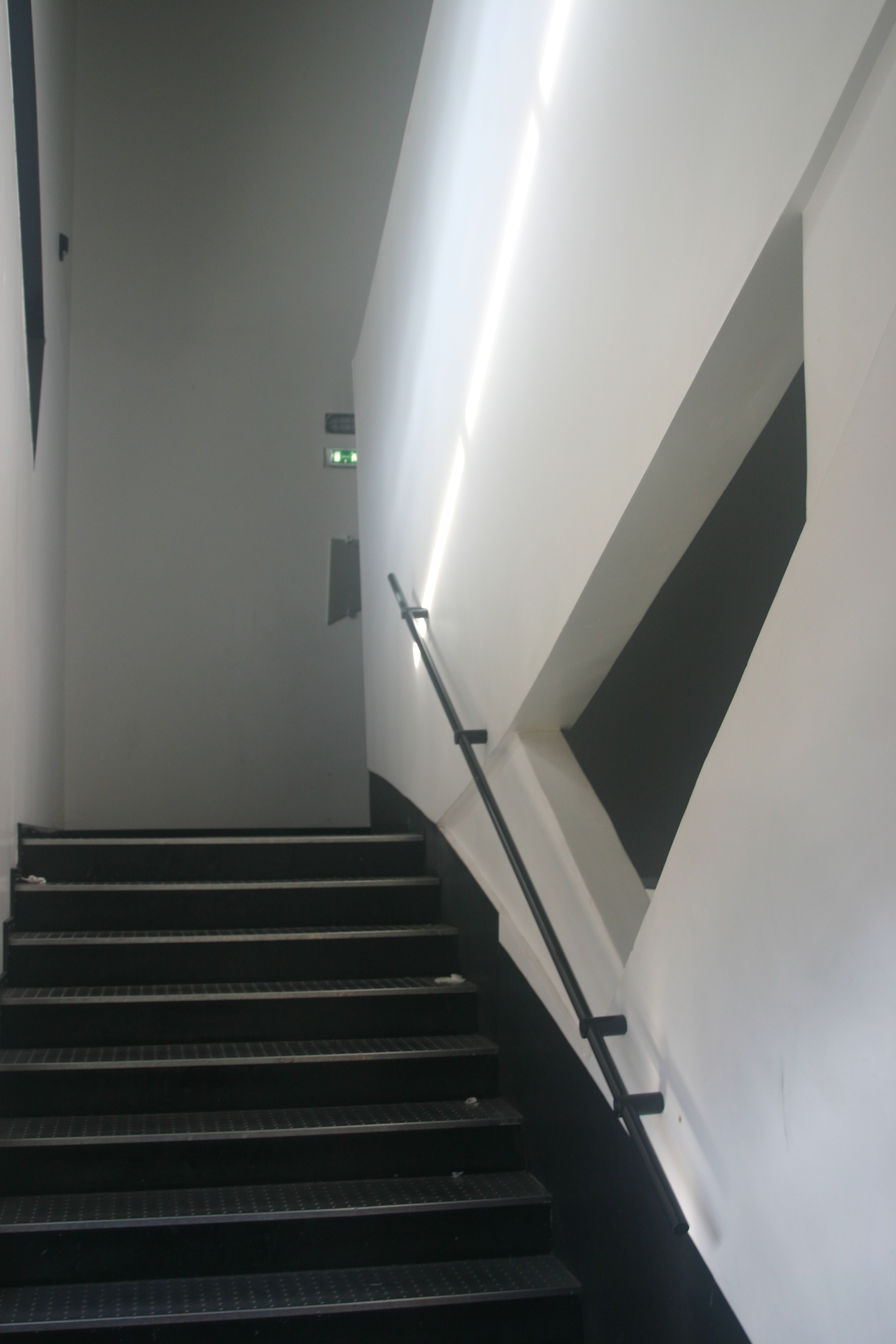 历史与现代共融的校园设计-39