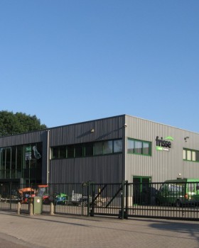 荷兰 Valkenburg 商业园区绿色技术新地标