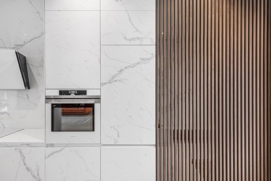 历史建筑中的透明轻盈之家-29